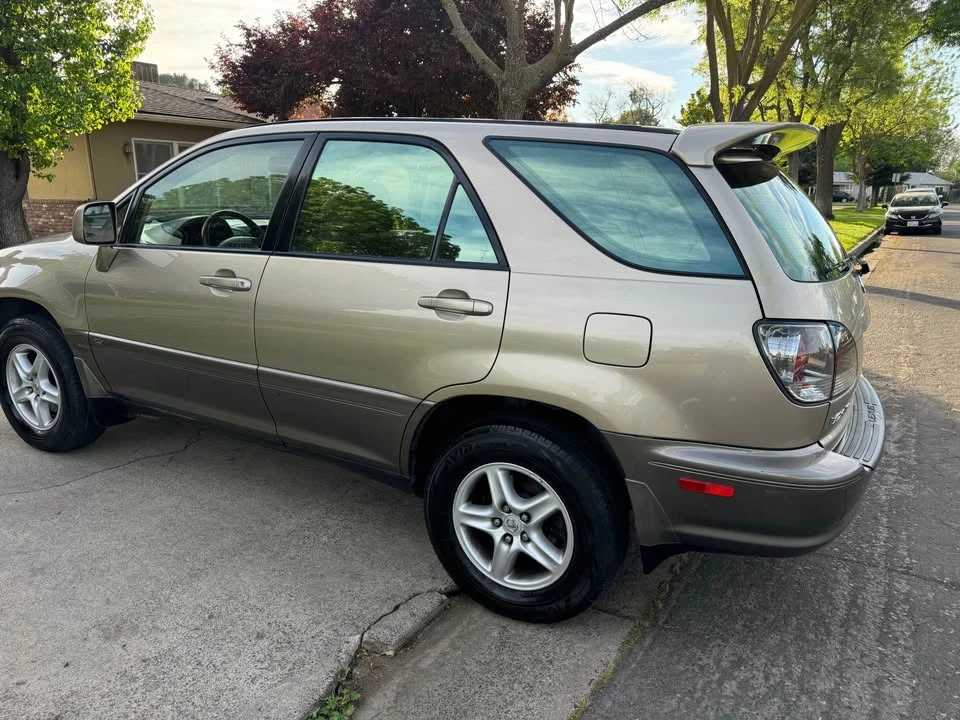 2002 Lexus RX 1st Gen - Image 7 of 14