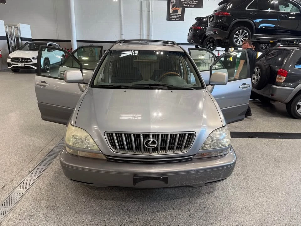2002 Lexus RX 1st Gen - Image 8 of 8