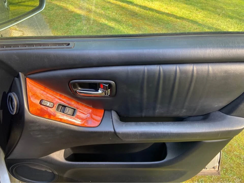 2002 Lexus RX 1st Gen - Image 9 of 13