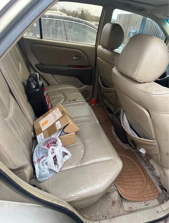 2002 Lexus RX 1st Gen - Image 12 of 12