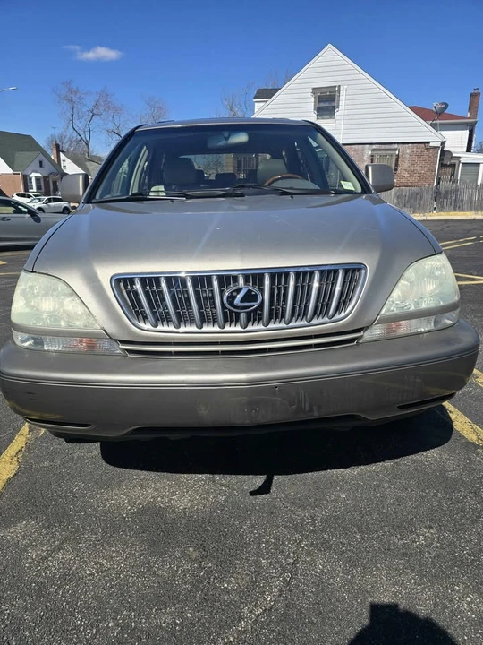 2002 Lexus RX 1st Gen - Image 3 of 11