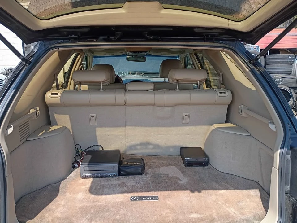 2002 Lexus RX 1st Gen - Image 8 of 15