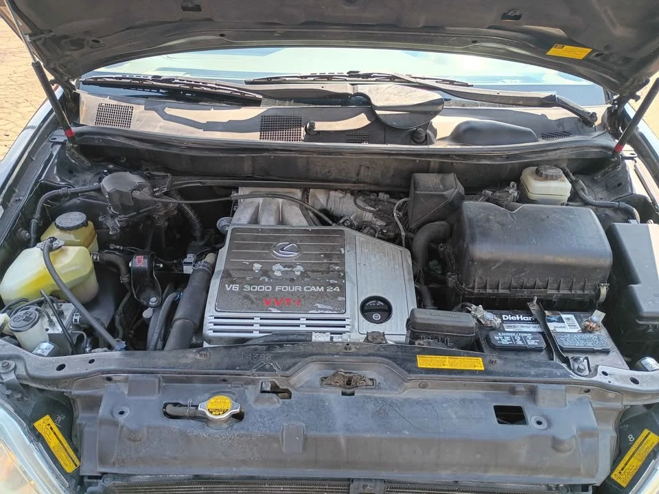 2002 Lexus RX 1st Gen - Image 15 of 15