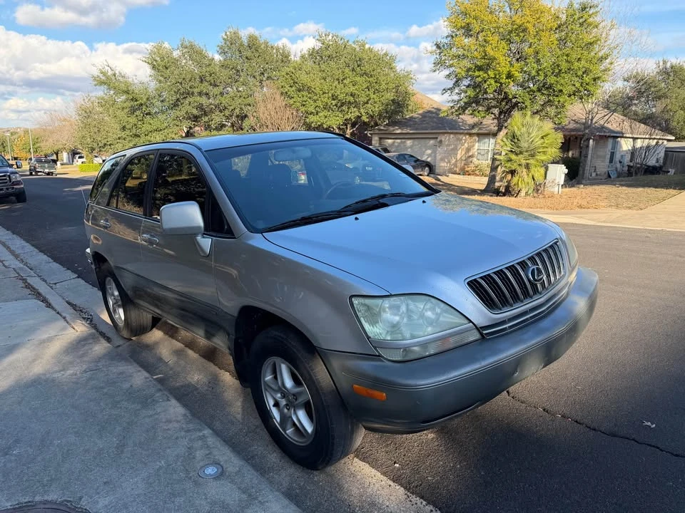 2002 Lexus RX 1st Gen - Image 2 of 12