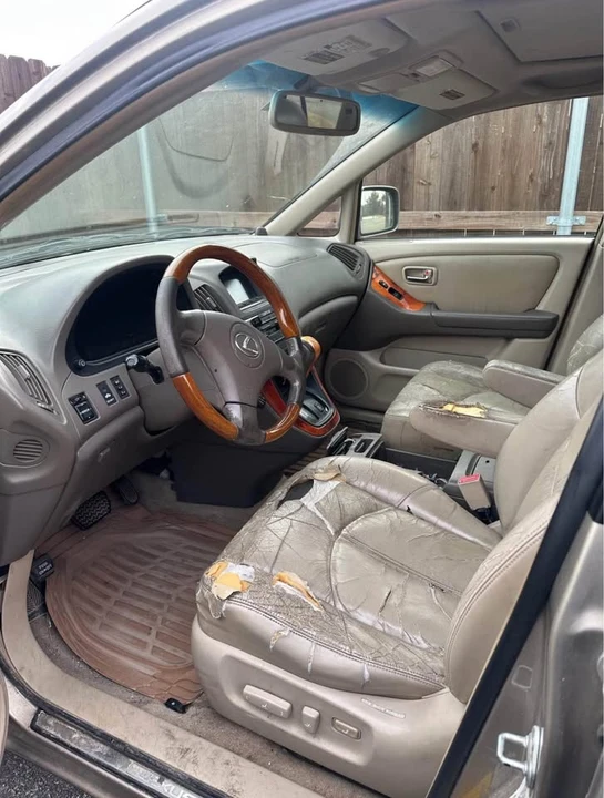 2002 Lexus RX 1st Gen - Image 6 of 12