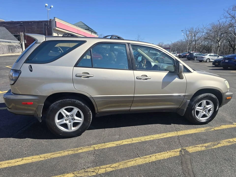 2002 Lexus RX 1st Gen - Image 2 of 11