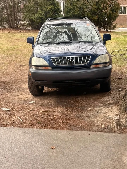 2002 Lexus RX 1st Gen - Image 4 of 10