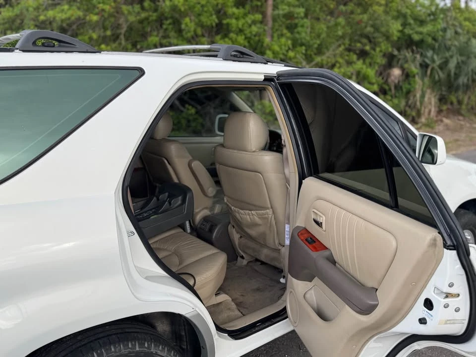 2002 Lexus RX 1st Gen - Image 7 of 12