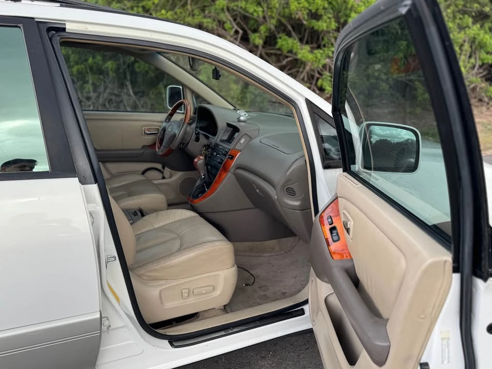 2002 Lexus RX 1st Gen - Image 6 of 12