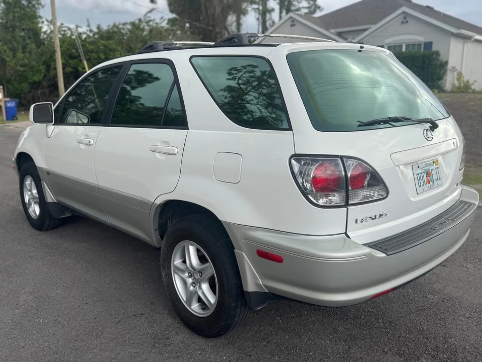 2002 Lexus RX 1st Gen - Image 4 of 12