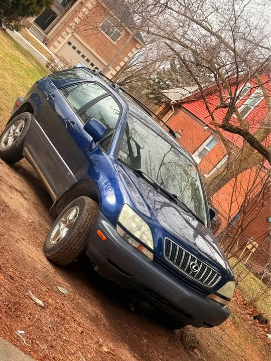 2002 Lexus RX 1st Gen - Image 3 of 10