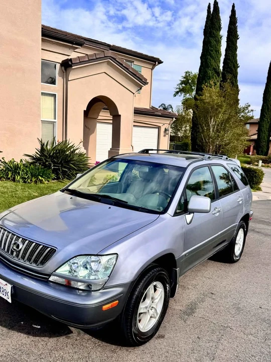2002 Lexus RX 1st Gen - Image 4 of 12