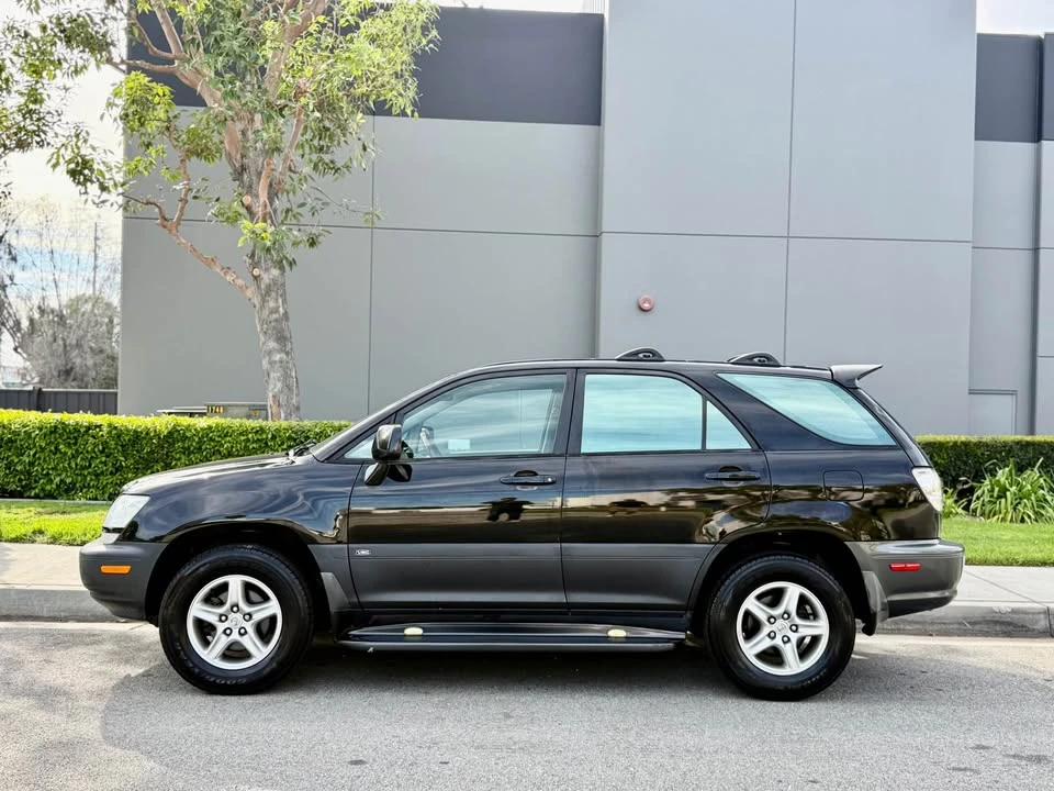2002 Lexus RX 1st Gen - Image 7 of 17
