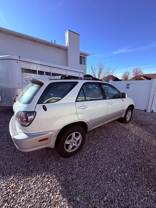 2002 Lexus RX 1st Gen - Image 4 of 16