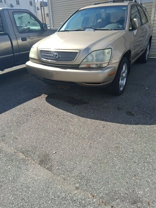 2002 Lexus RX 1st Gen - Image 2 of 4