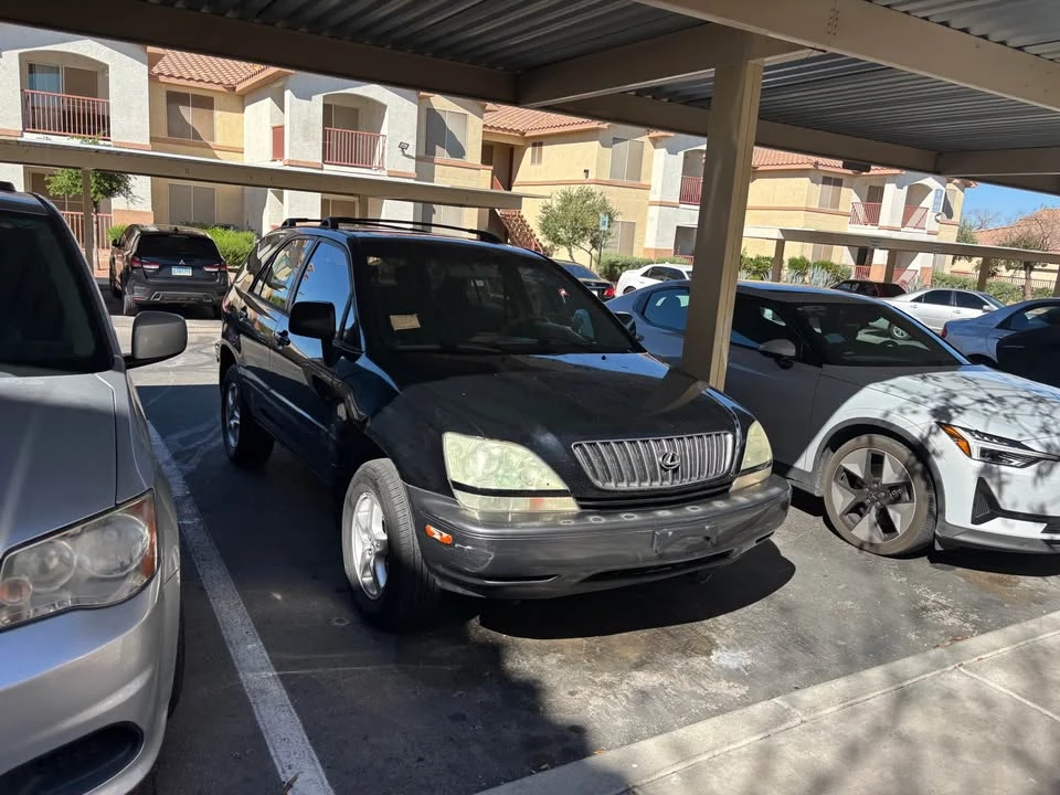 2002 Lexus RX 1st Gen - Image 8 of 10