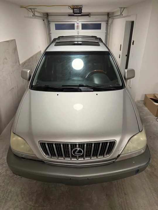2002 Lexus RX 1st Gen - Image 2 of 6