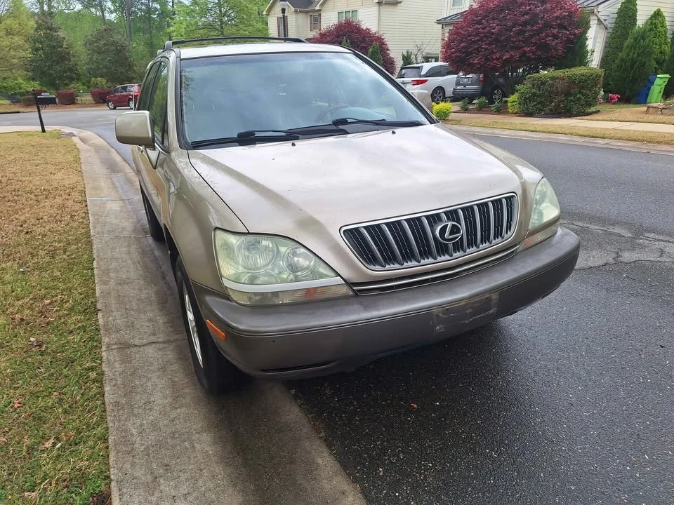 2002 Lexus RX 1st Gen - Image 3 of 15