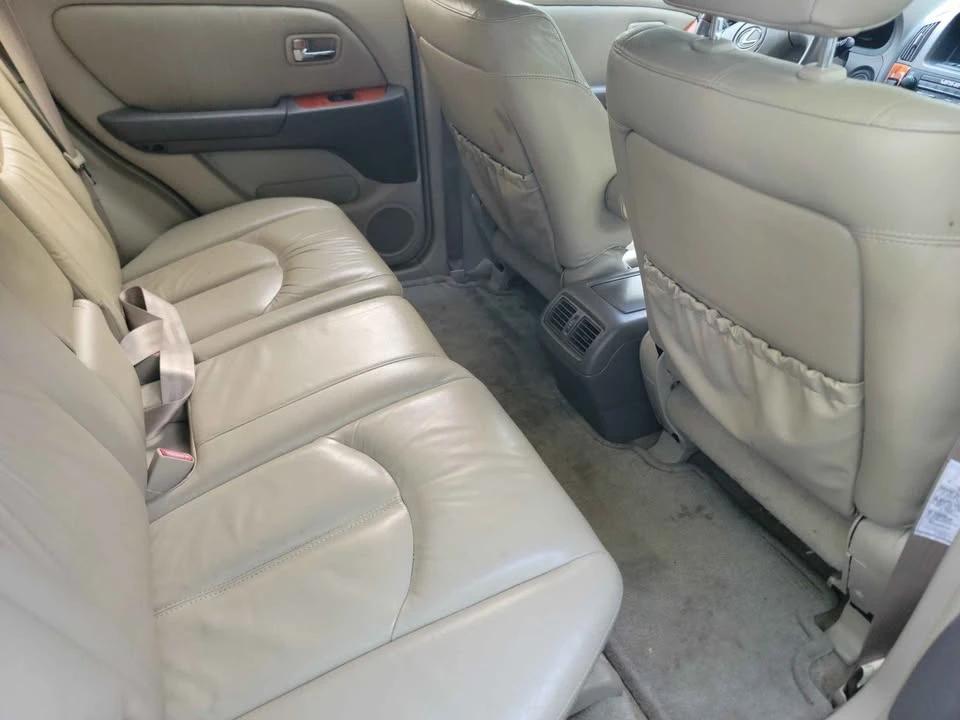 2002 Lexus RX 1st Gen - Image 8 of 15
