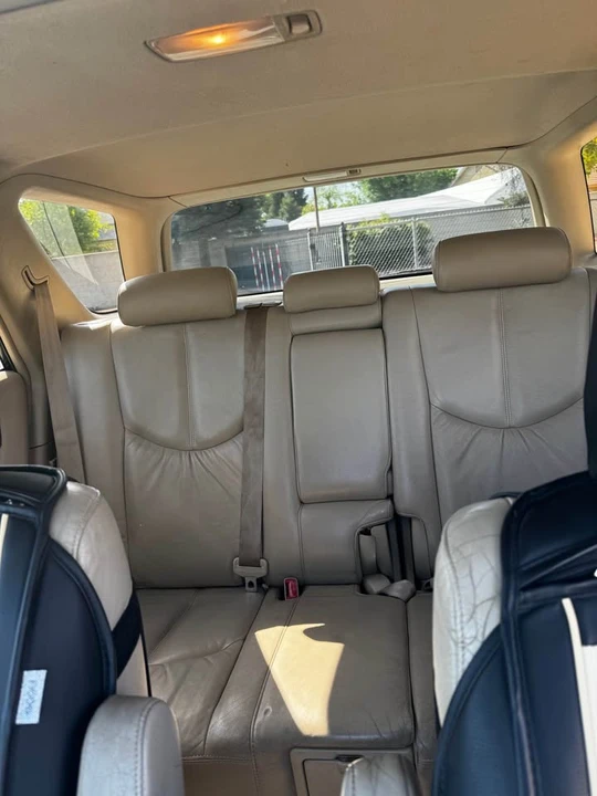 2002 Lexus RX 1st Gen - Image 9 of 13