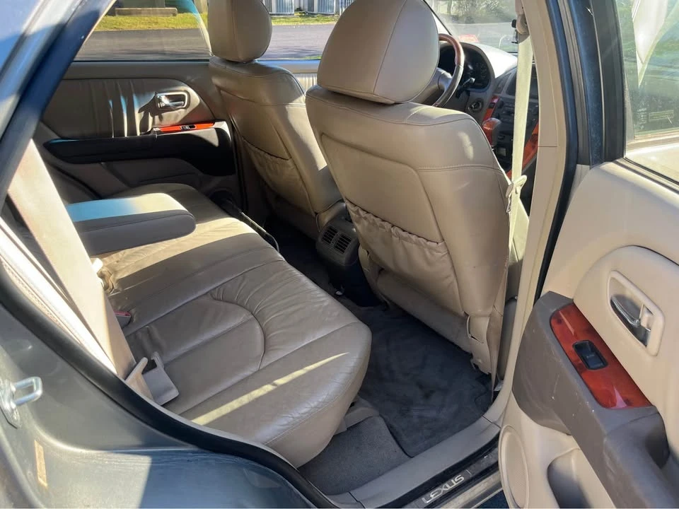 2002 Lexus RX 1st Gen - Image 12 of 13