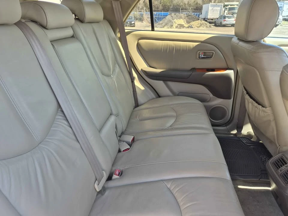 2002 Lexus RX 1st Gen - Image 7 of 7