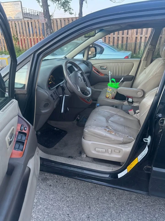 2002 Lexus RX 1st Gen - Image 2 of 9