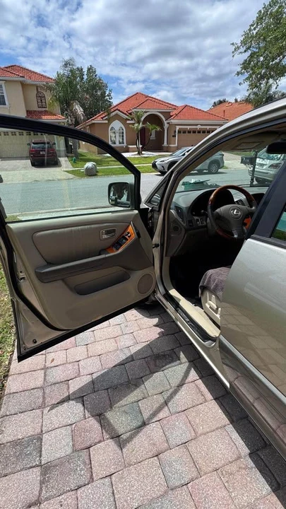 2002 Lexus RX 1st Gen - Image 8 of 20