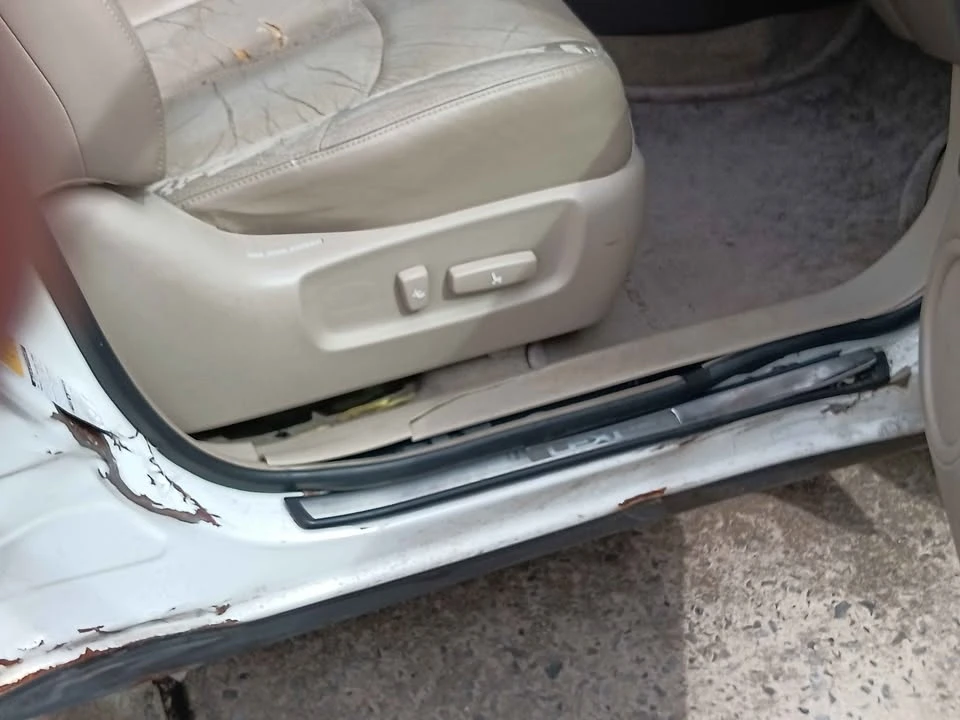 2002 Lexus RX 1st Gen - Image 10 of 10
