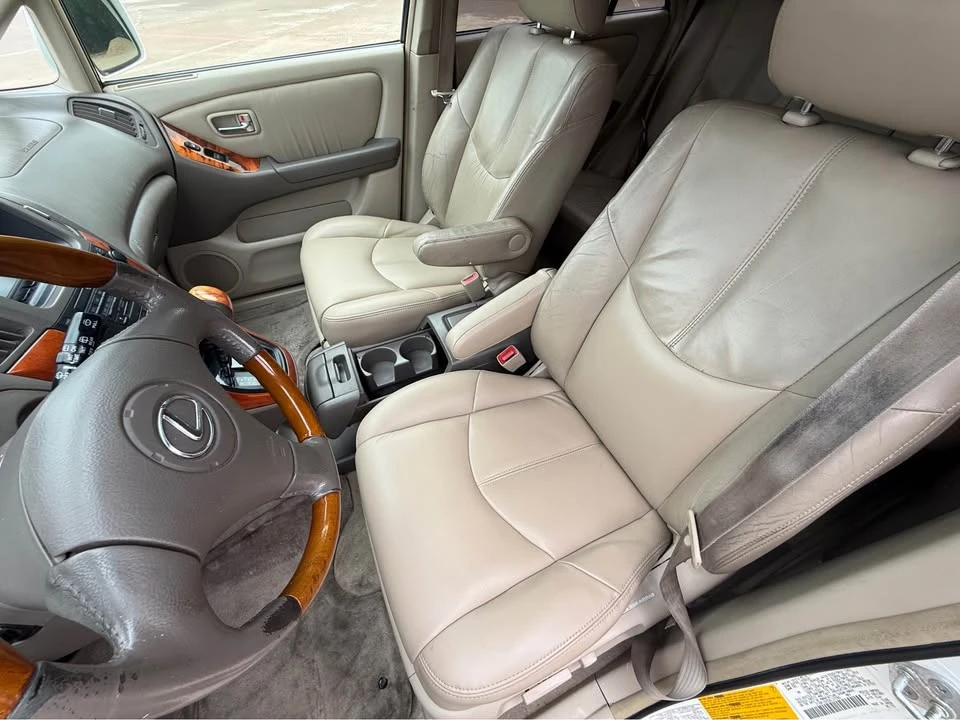2002 Lexus RX 1st Gen - Image 10 of 19