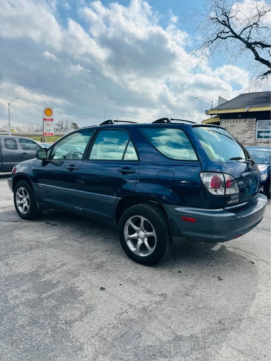 2002 Lexus RX 1st Gen - Image 6 of 21