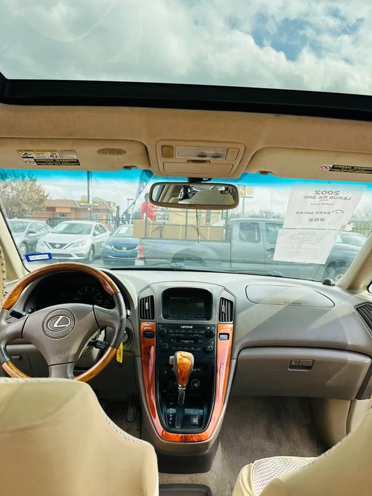 2002 Lexus RX 1st Gen - Image 13 of 21