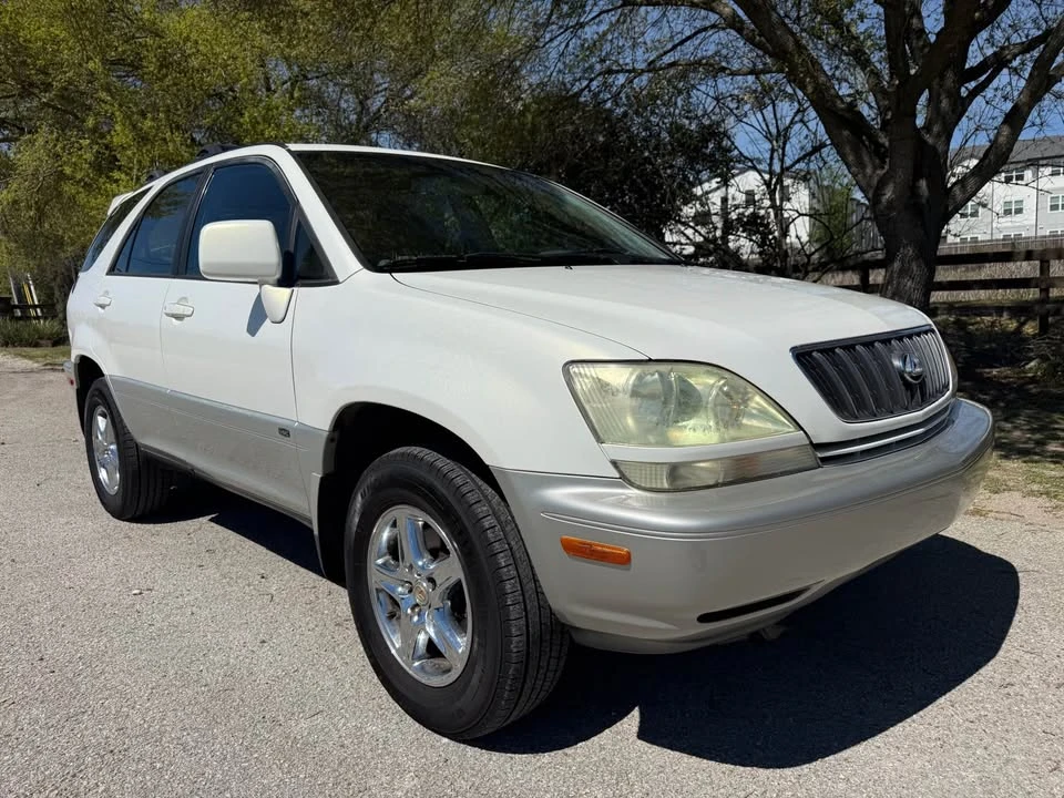 2002 Lexus RX 1st Gen - Image 7 of 13