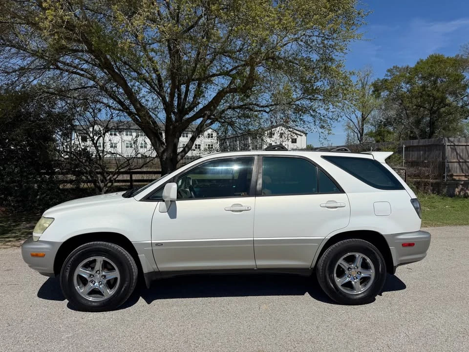 2002 Lexus RX 1st Gen - Image 2 of 13