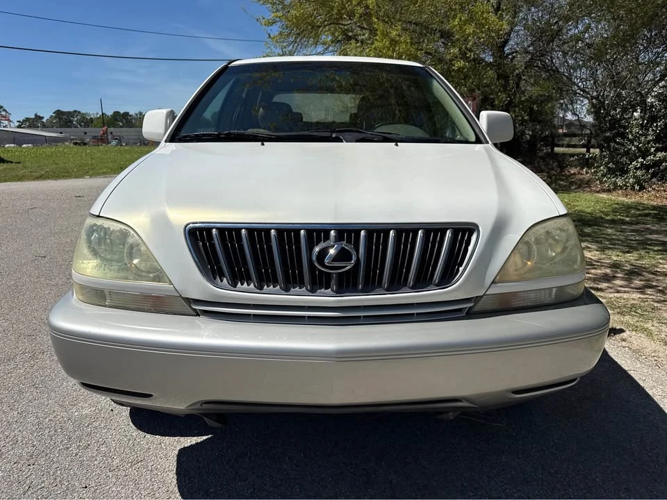 2002 Lexus RX 1st Gen - Image 8 of 13