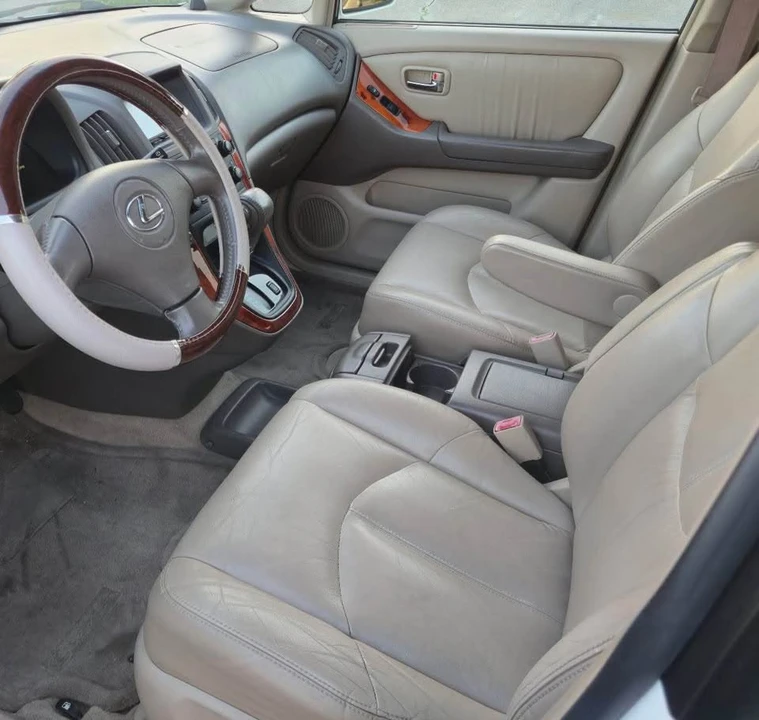 2002 Lexus RX 1st Gen - Image 7 of 9