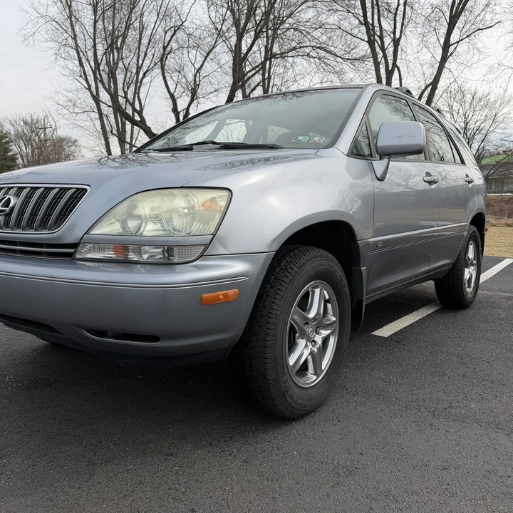 2002 Lexus RX 1st Gen - Image 10 of 31