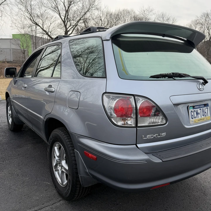 2002 Lexus RX 1st Gen - Image 6 of 31