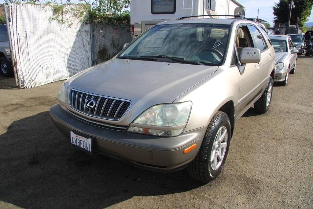 2002 Lexus RX 1st Gen - Image 2 of 21
