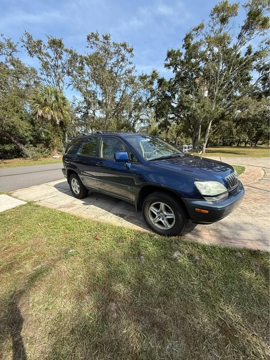 2002 Lexus RX 1st Gen - Image 2 of 10