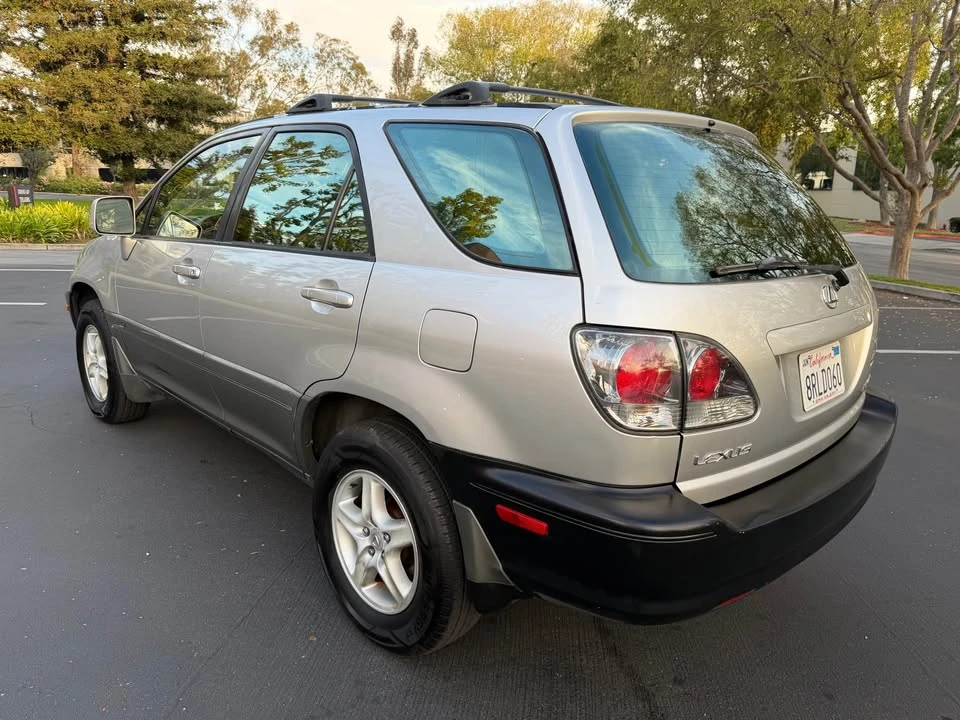 2002 Lexus RX 1st Gen - Image 3 of 7