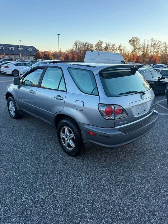 2002 Lexus RX 1st Gen - Image 5 of 6