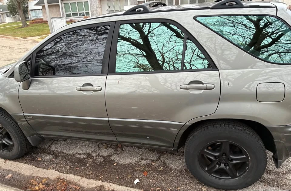 2002 Lexus RX 1st Gen - Image 2 of 6