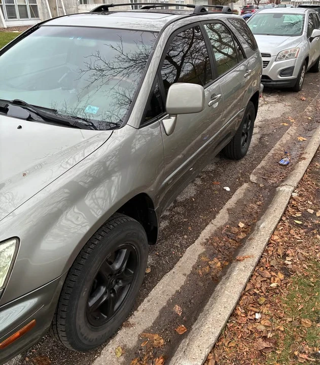 2002 Lexus RX 1st Gen - Image 4 of 6