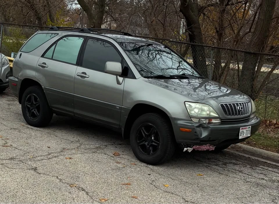 2002 Lexus RX 1st Gen - Image 3 of 6
