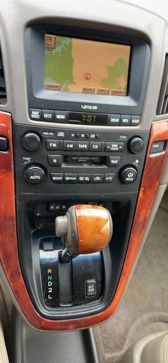 2002 Lexus RX 1st Gen - Image 3 of 8