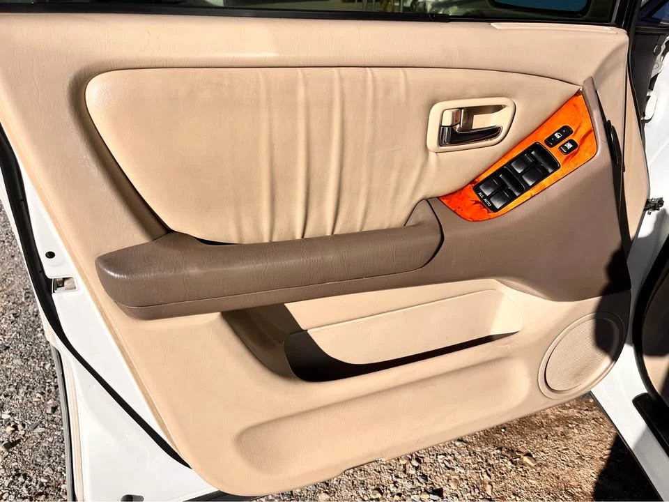 2002 Lexus RX 1st Gen - Image 6 of 14