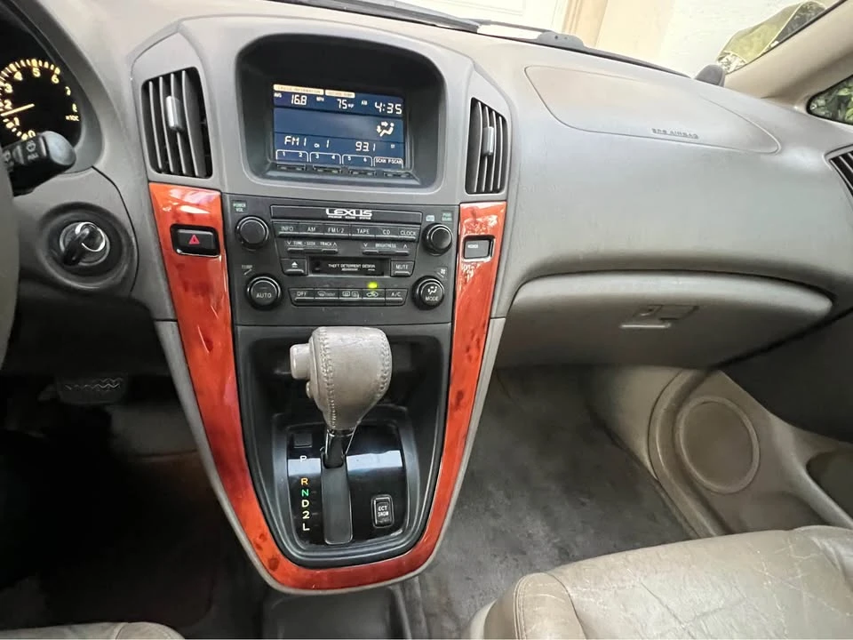 2002 Lexus RX 1st Gen - Image 8 of 20