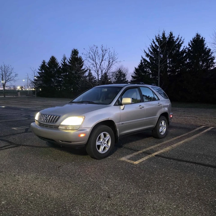 2002 Lexus RX 1st Gen - Image 7 of 20