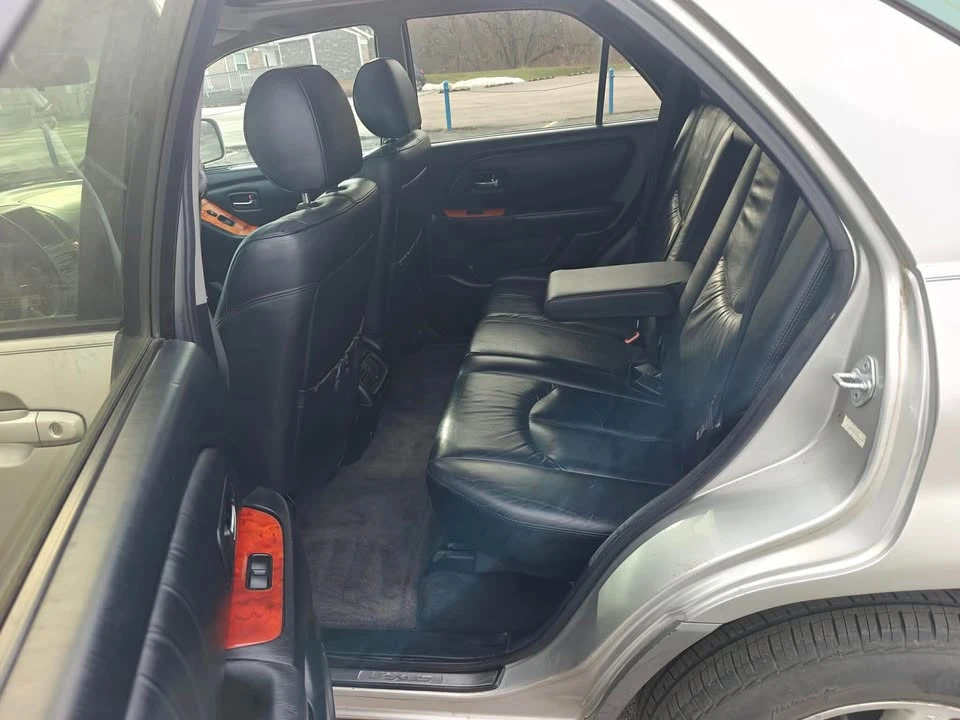 2002 Lexus RX 1st Gen - Image 12 of 19